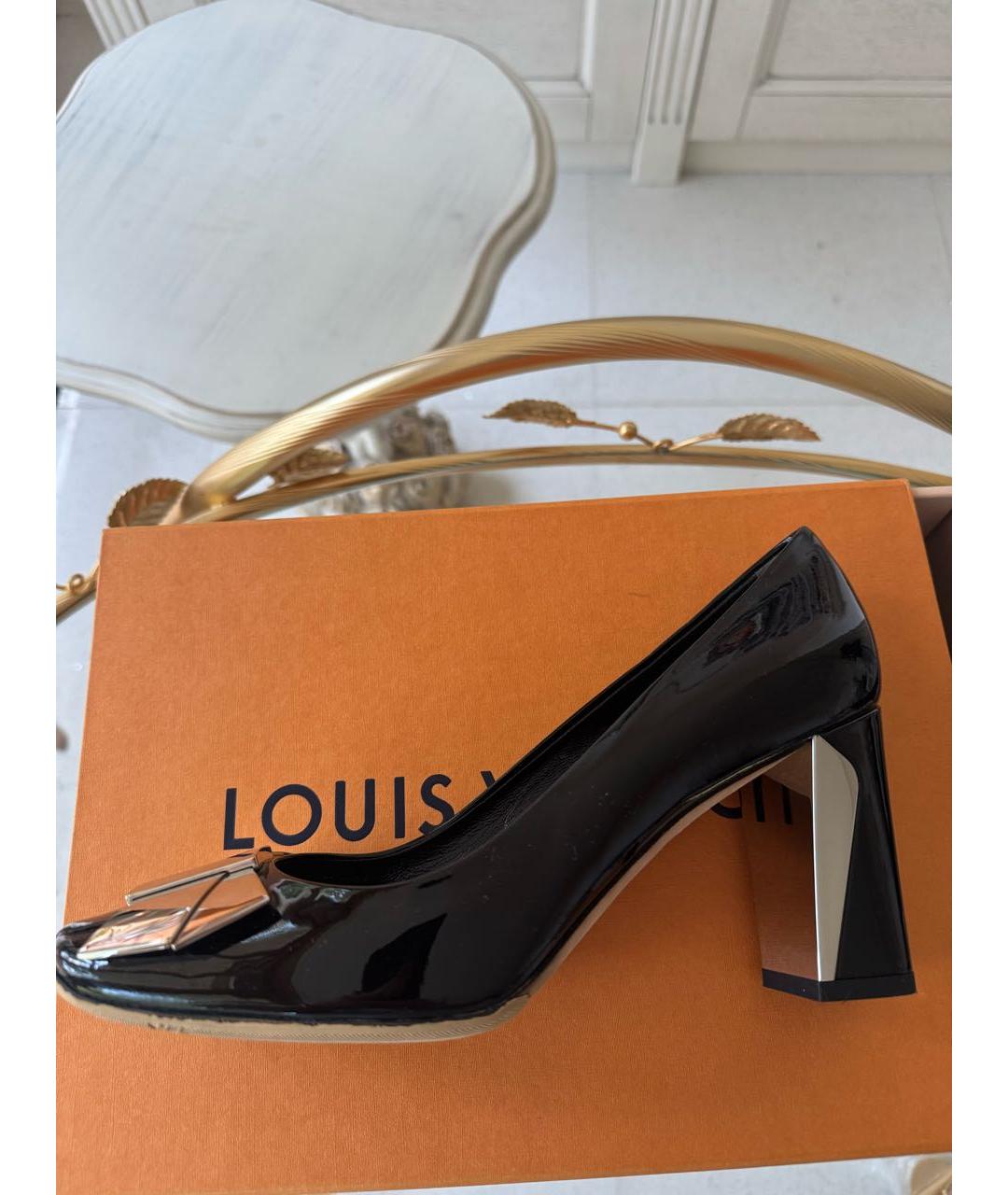 LOUIS VUITTON Черные туфли из лакированной кожи, фото 6
