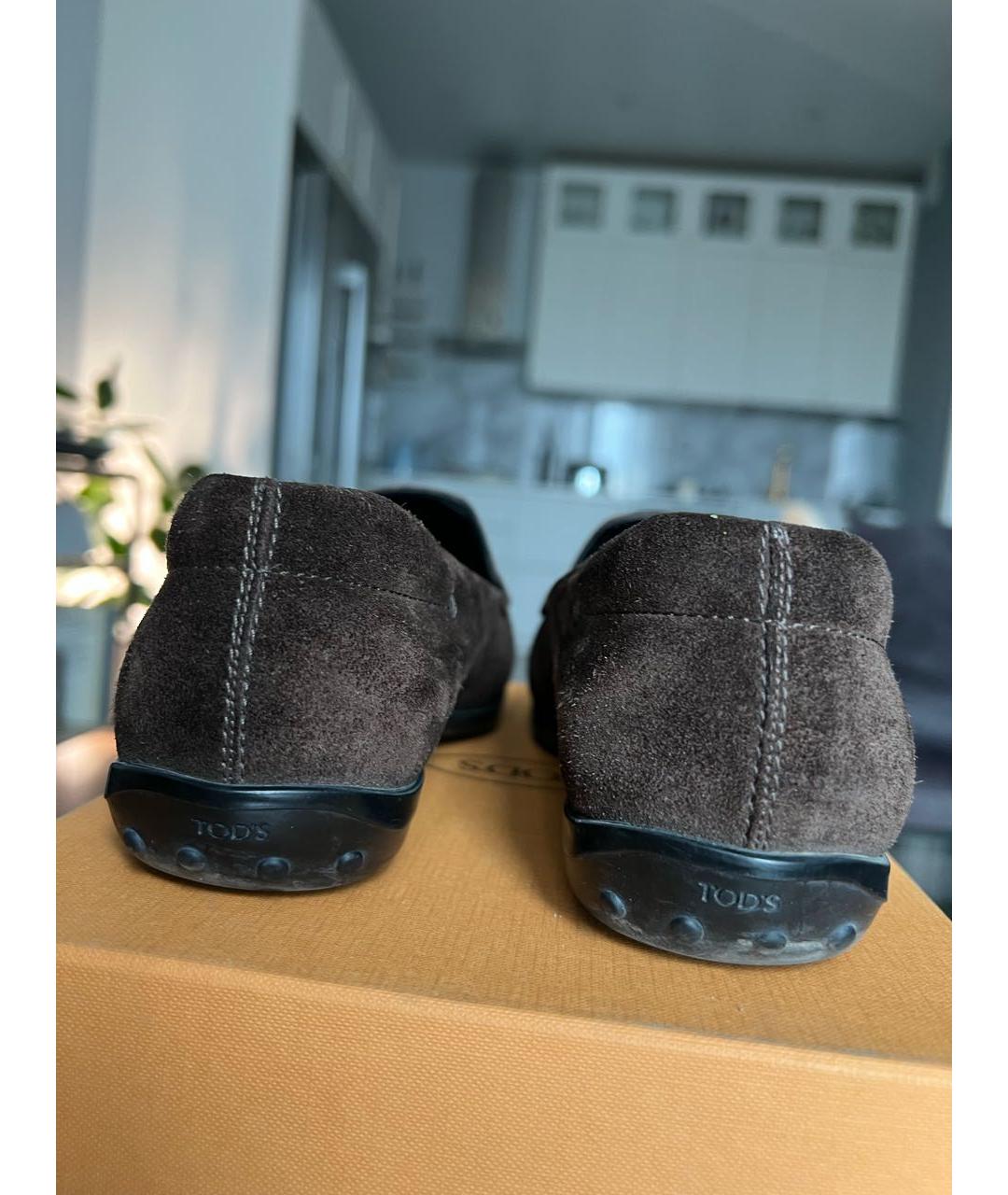 TOD'S Коричневые замшевые лоферы, фото 4