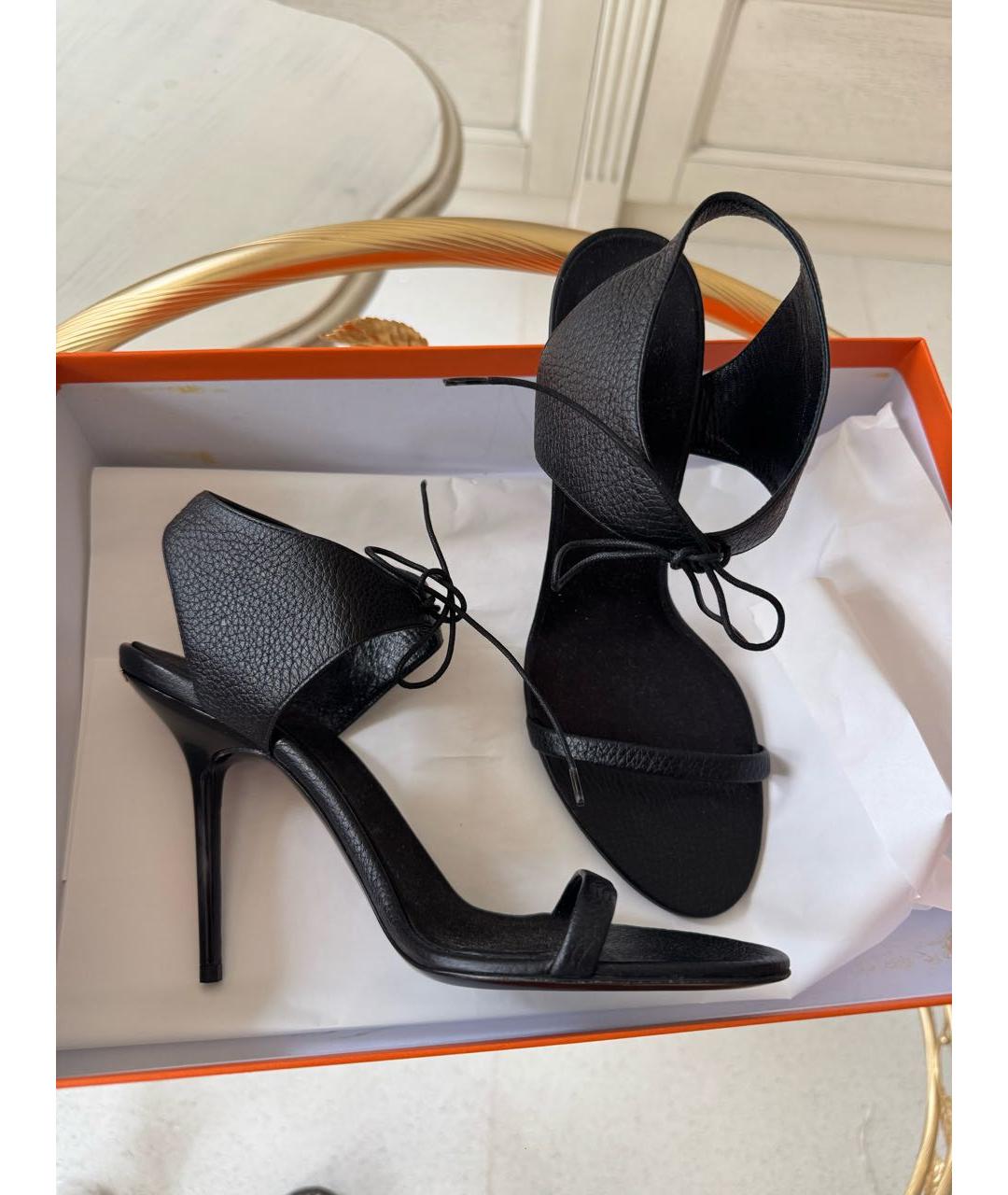 BURBERRY Черные кожаные босоножки, фото 4