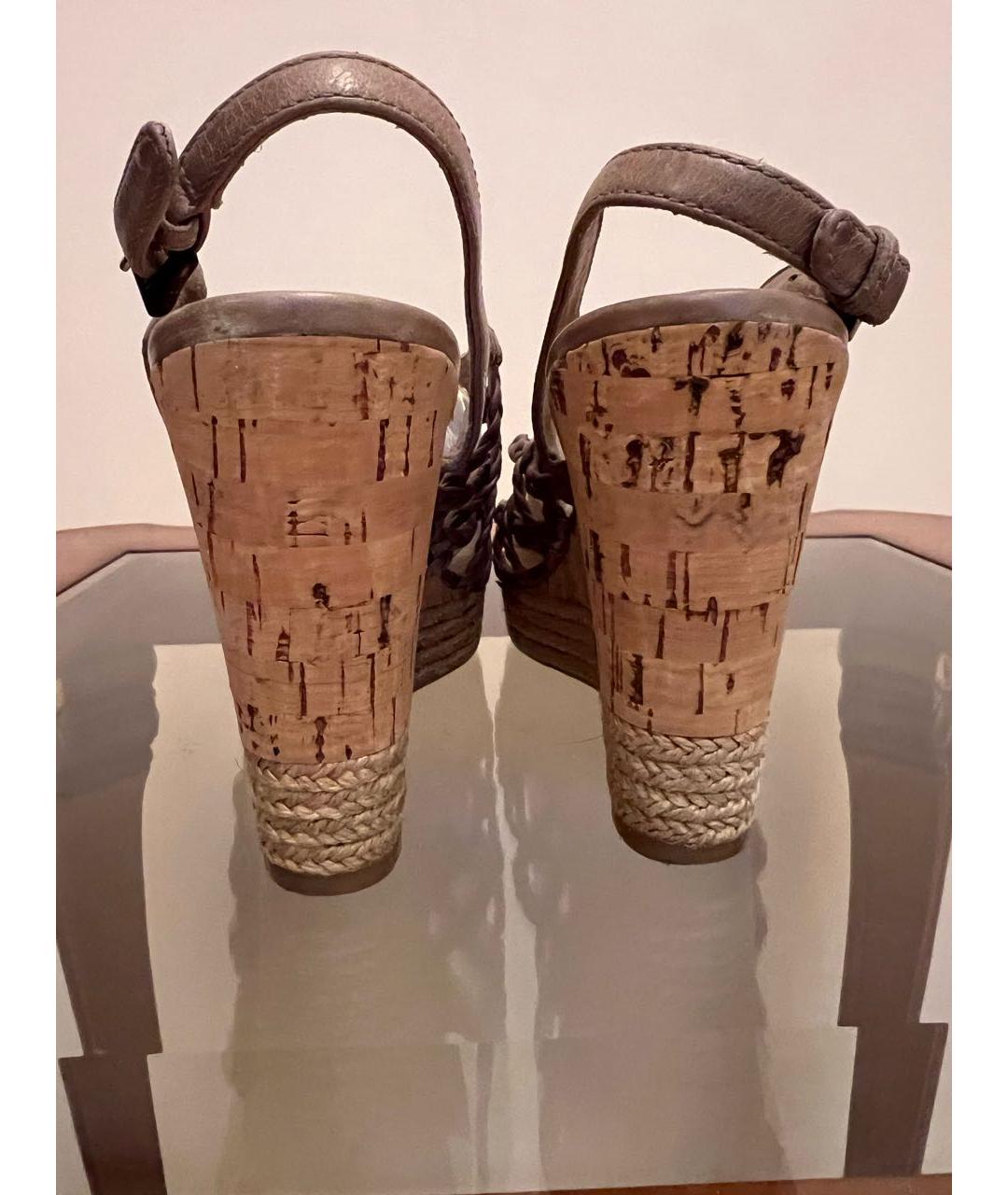 PRADA Бежевые кожаные босоножки, фото 3