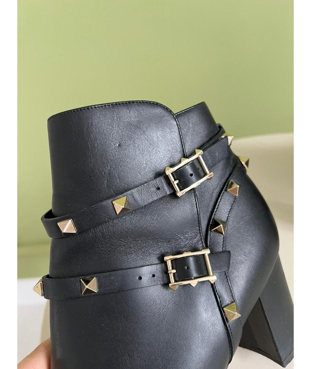 VALENTINO Черные кожаные ботильоны, фото 6