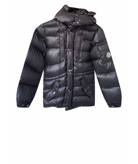 

Верхняя одежда MONCLER