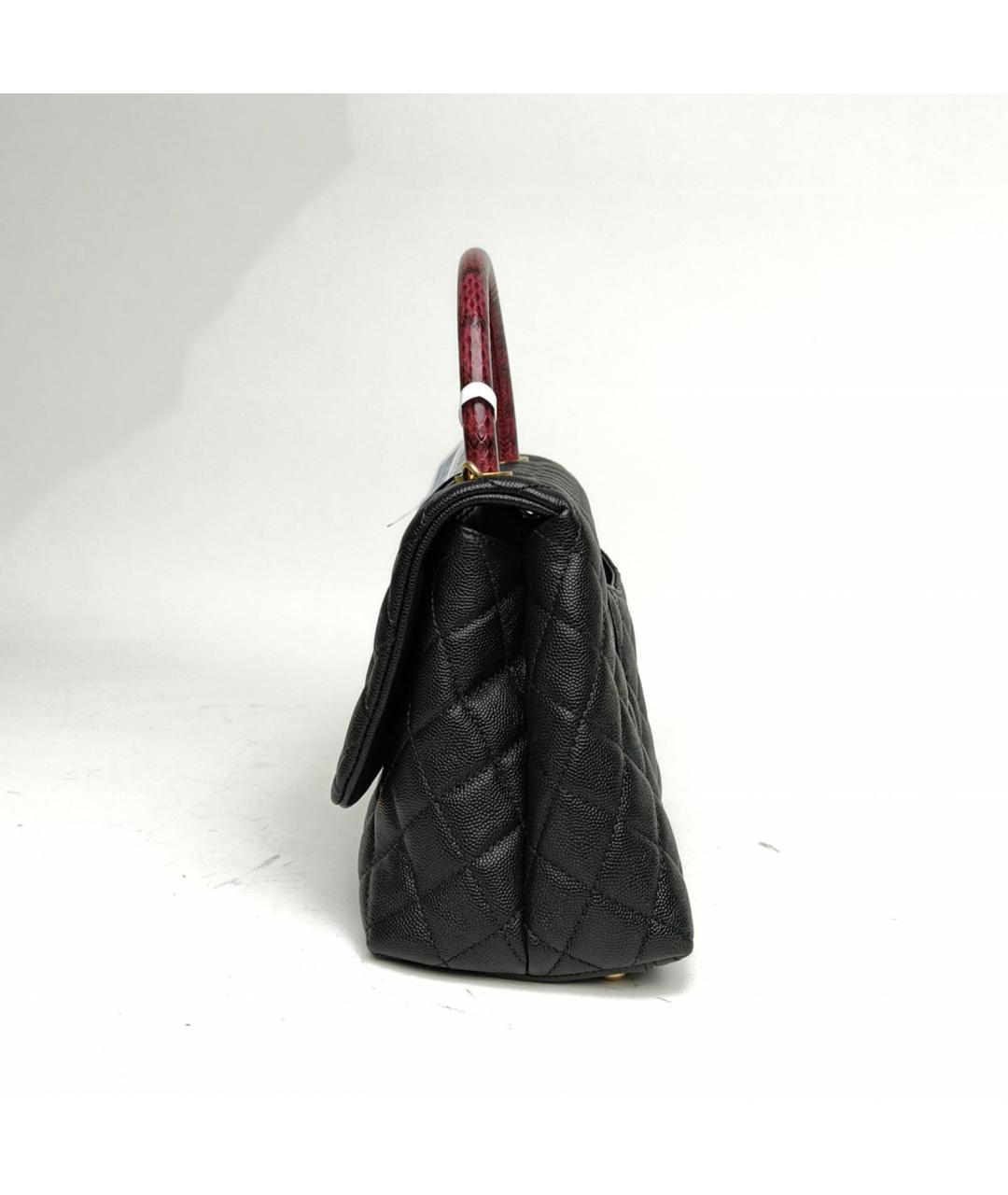 CHANEL Черная сумка с короткими ручками из экзотической кожи, фото 3