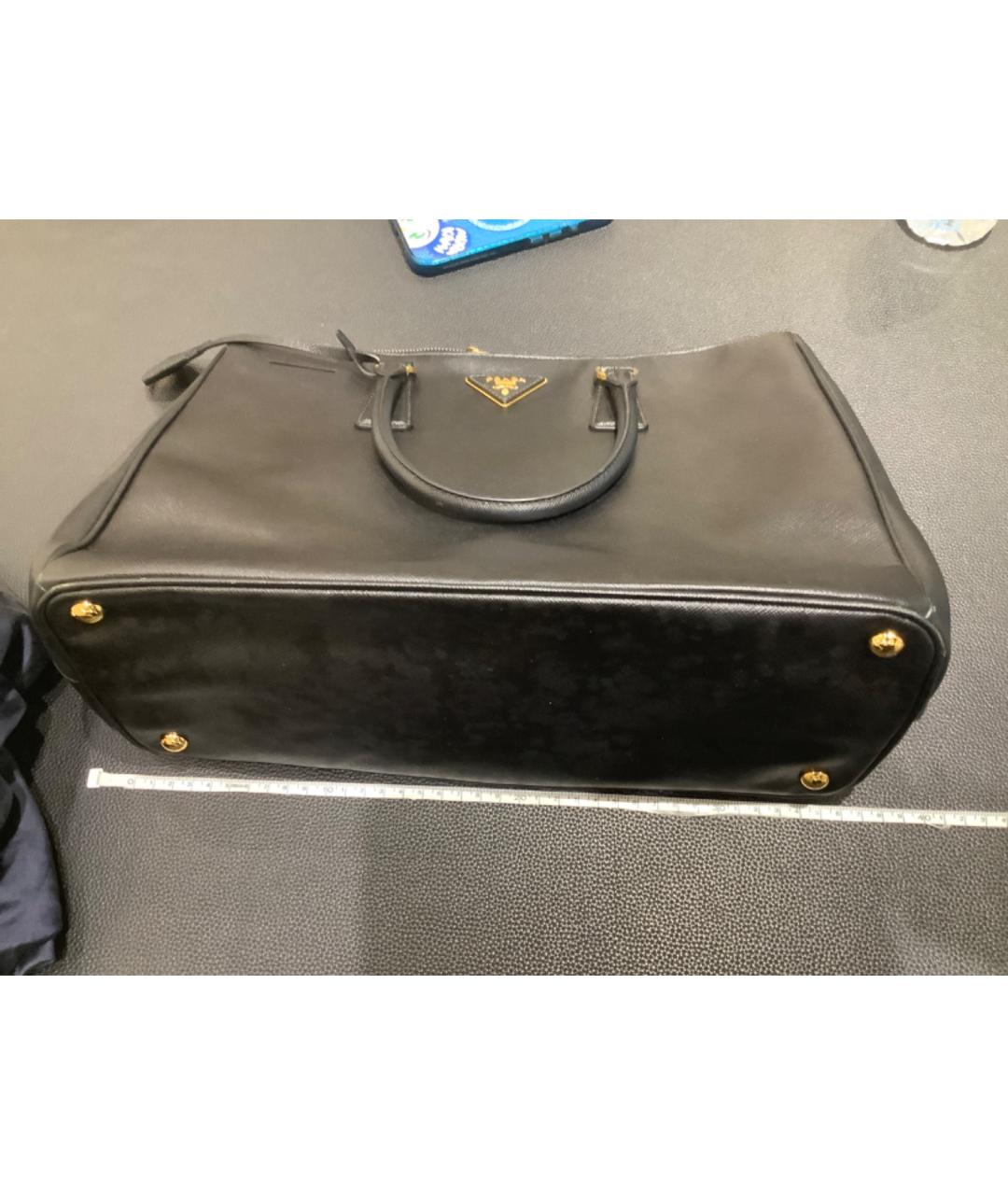 PRADA Черная кожаная сумка с короткими ручками, фото 9