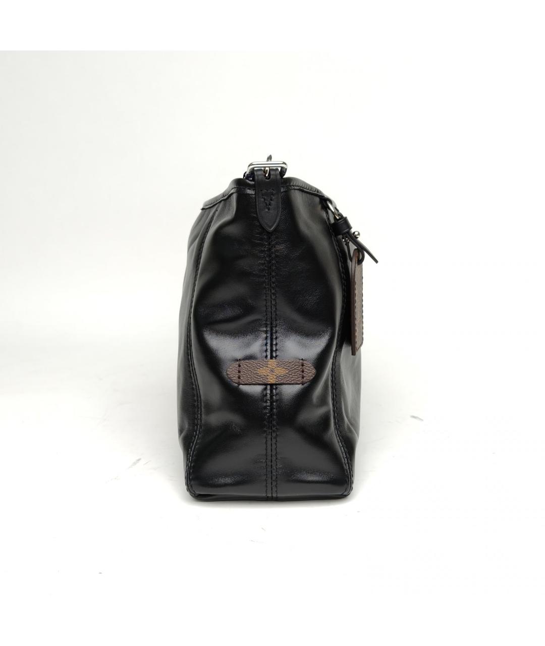 LOUIS VUITTON Черная кожаная сумка через плечо, фото 5