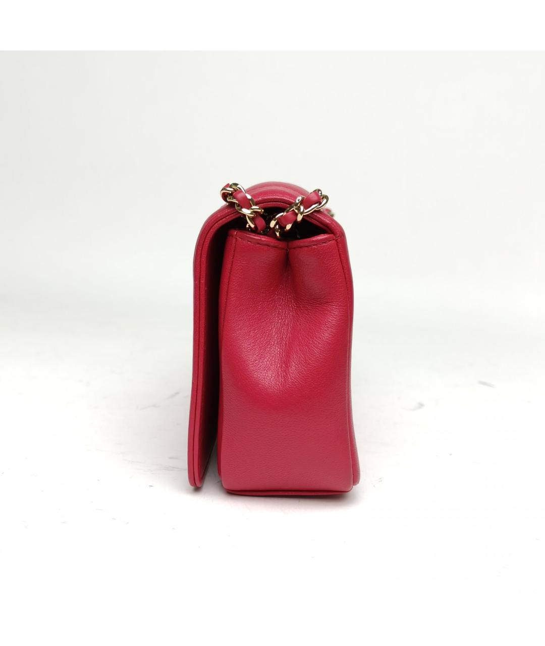 CHANEL Фуксия кожаная сумка через плечо, фото 3