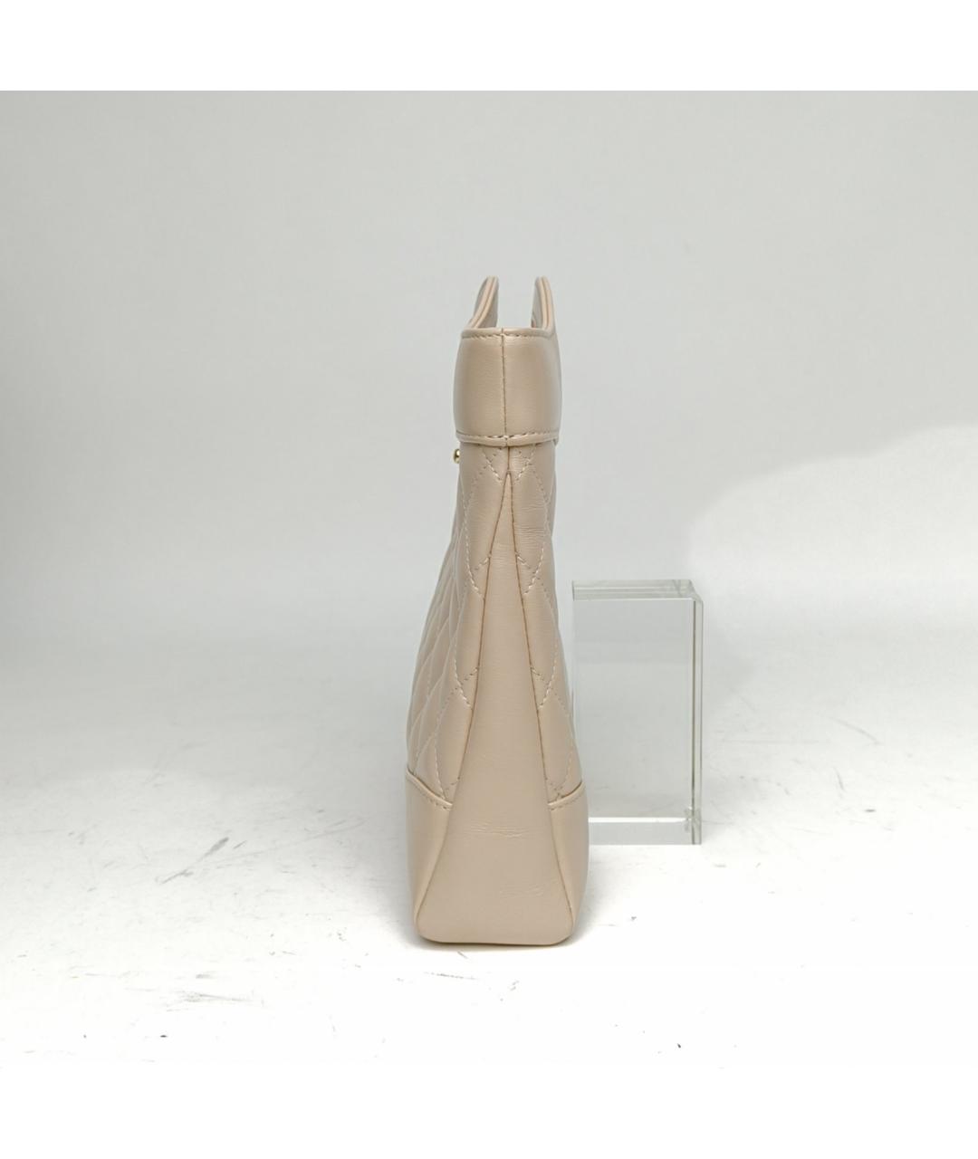 CHANEL Бежевая кожаная сумка с короткими ручками, фото 3