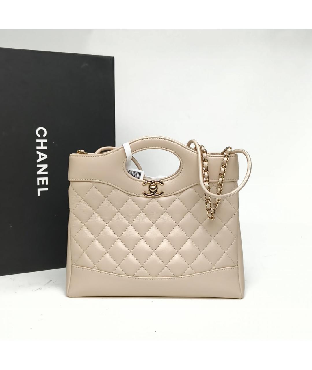 CHANEL Бежевая кожаная сумка с короткими ручками, фото 9