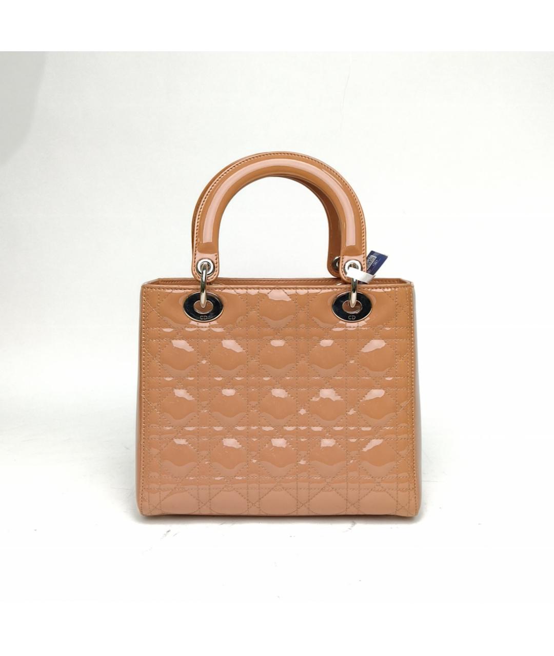 CHRISTIAN DIOR Бежевая сумка с короткими ручками из лакированной кожи, фото 4