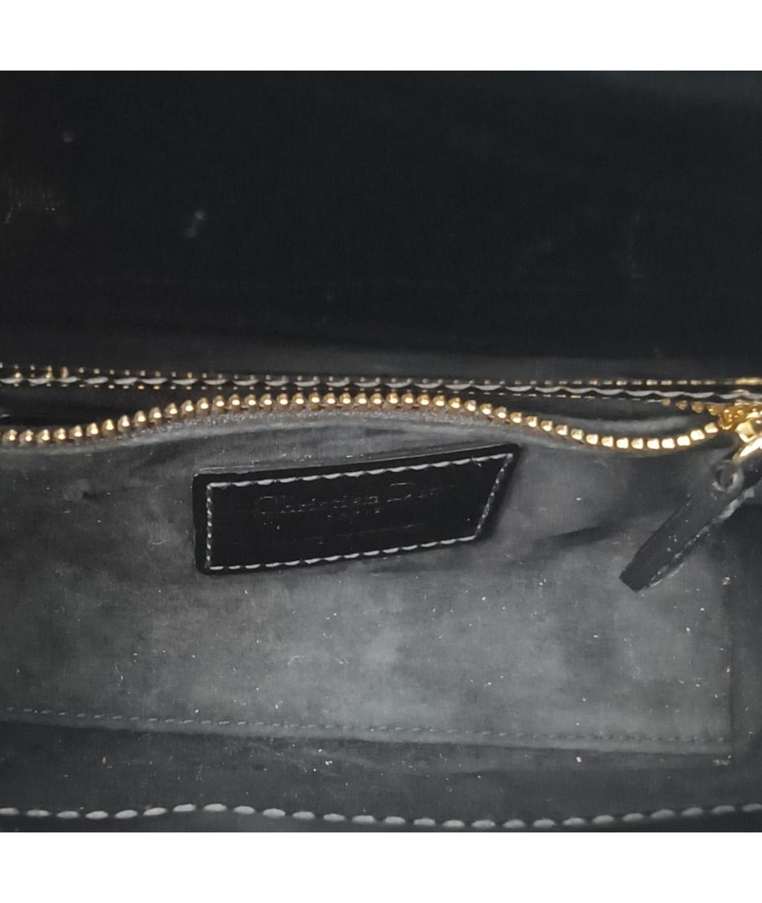 CHRISTIAN DIOR Черная сумка через плечо из лакированной кожи, фото 8