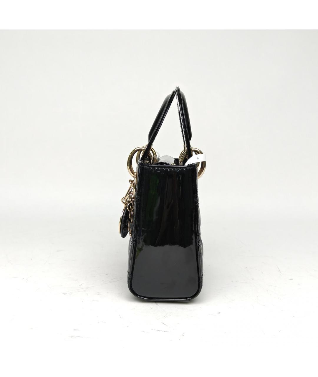 CHRISTIAN DIOR Черная сумка через плечо из лакированной кожи, фото 3