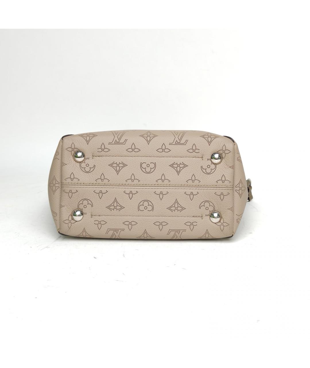 LOUIS VUITTON Бежевая кожаная сумка с короткими ручками, фото 6