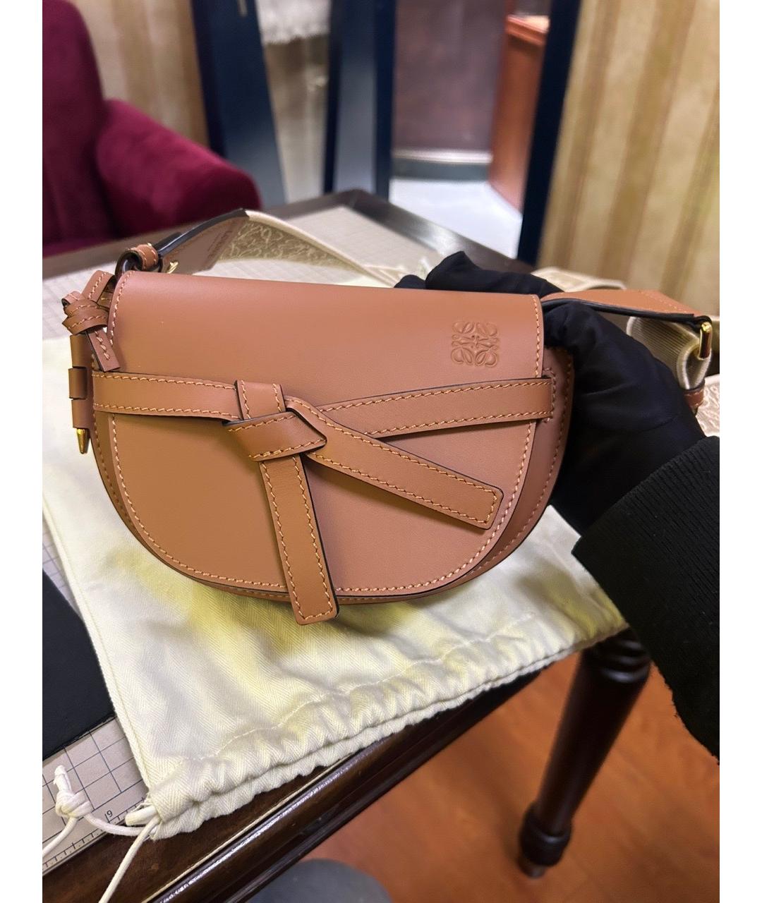 LOEWE Коричневая кожаная сумка через плечо, фото 8