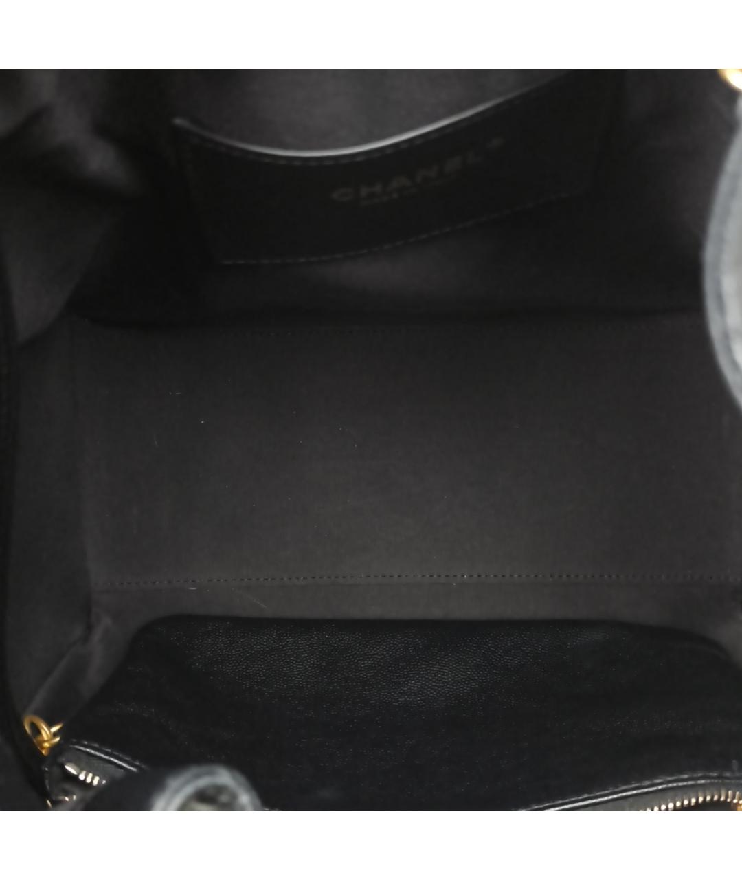 CHANEL Черная кожаная сумка через плечо, фото 8