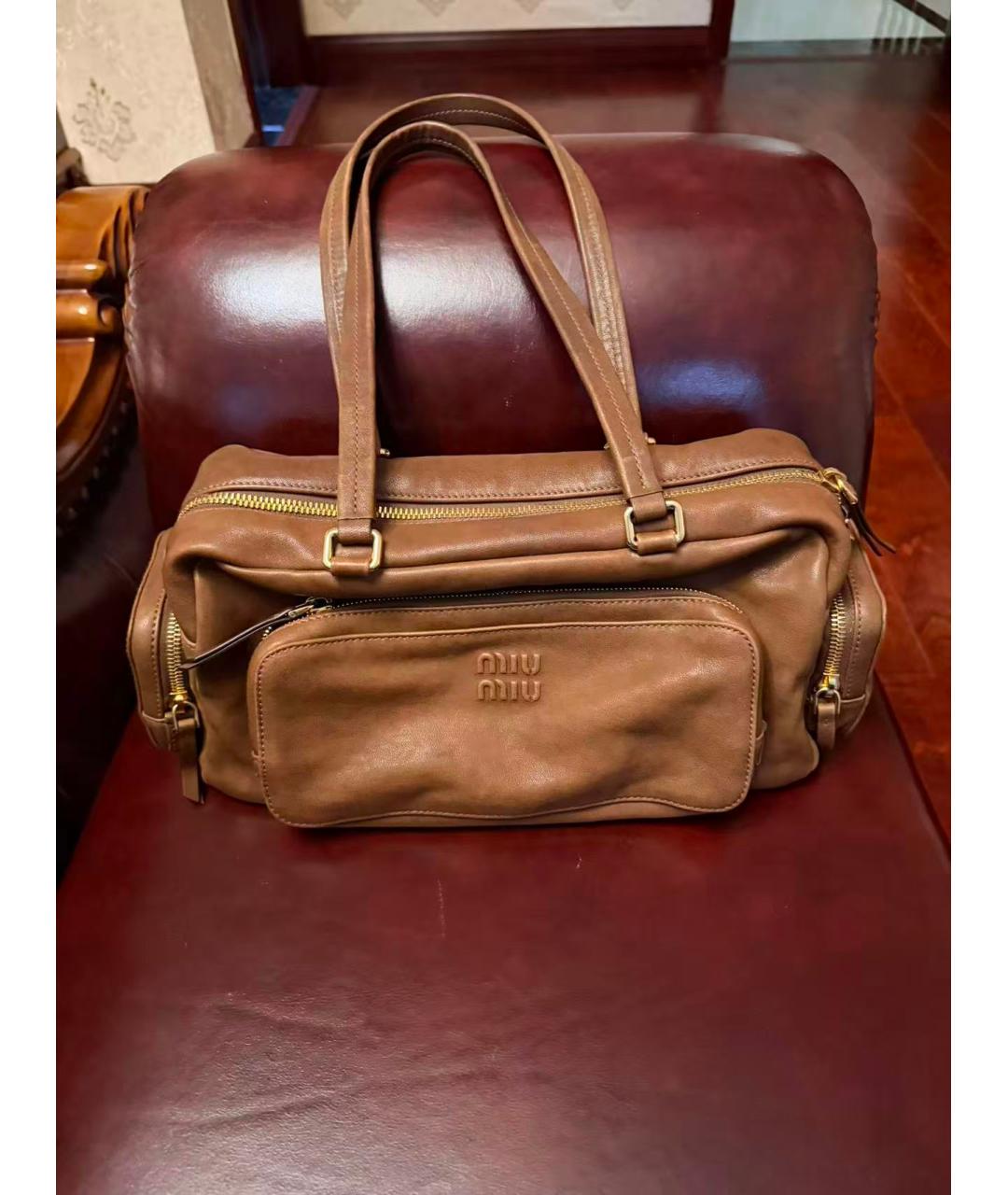 MIU MIU Коричневая кожаная сумка через плечо, фото 7