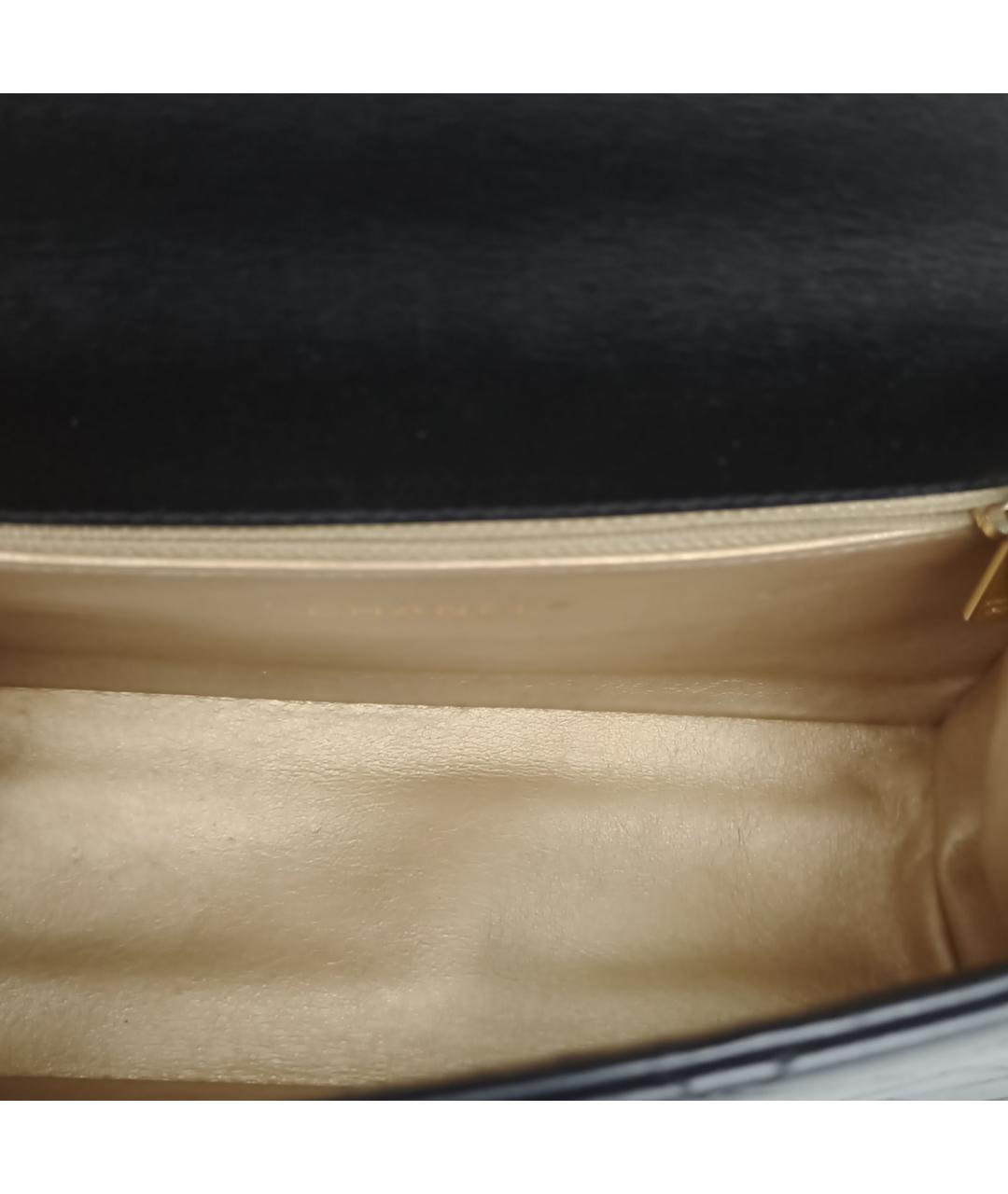 CHANEL Черная кожаная сумка с короткими ручками, фото 7