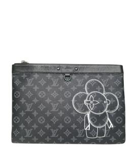 LOUIS VUITTON Клатч/вечерняя сумка