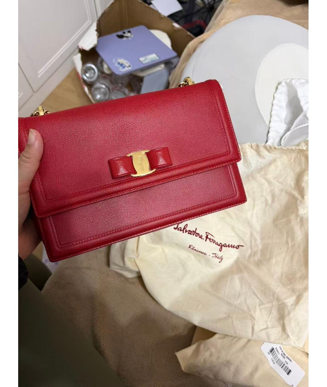 FERRAGAMO Красная кожаная сумка через плечо, фото 9