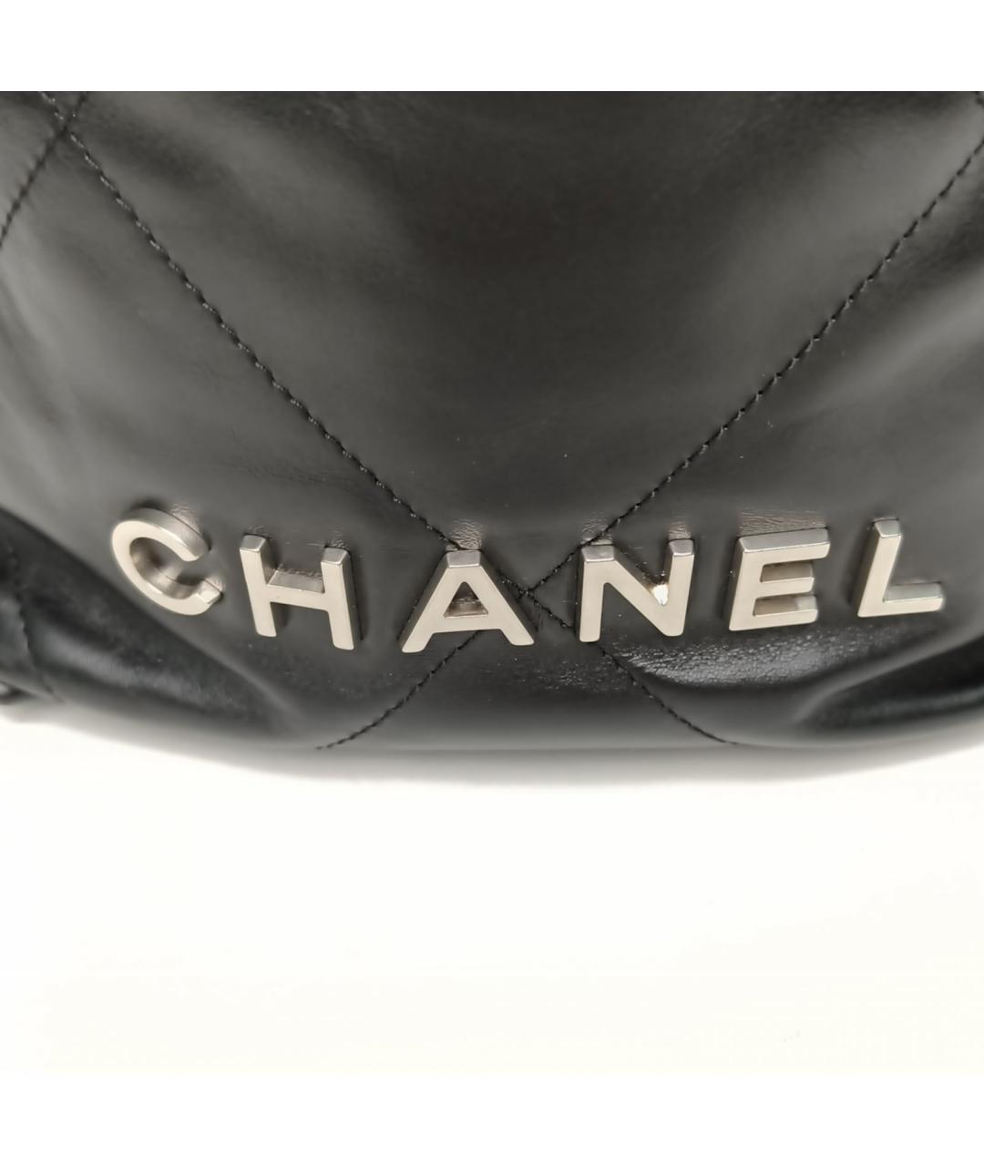 CHANEL Черная кожаная сумка с короткими ручками, фото 7