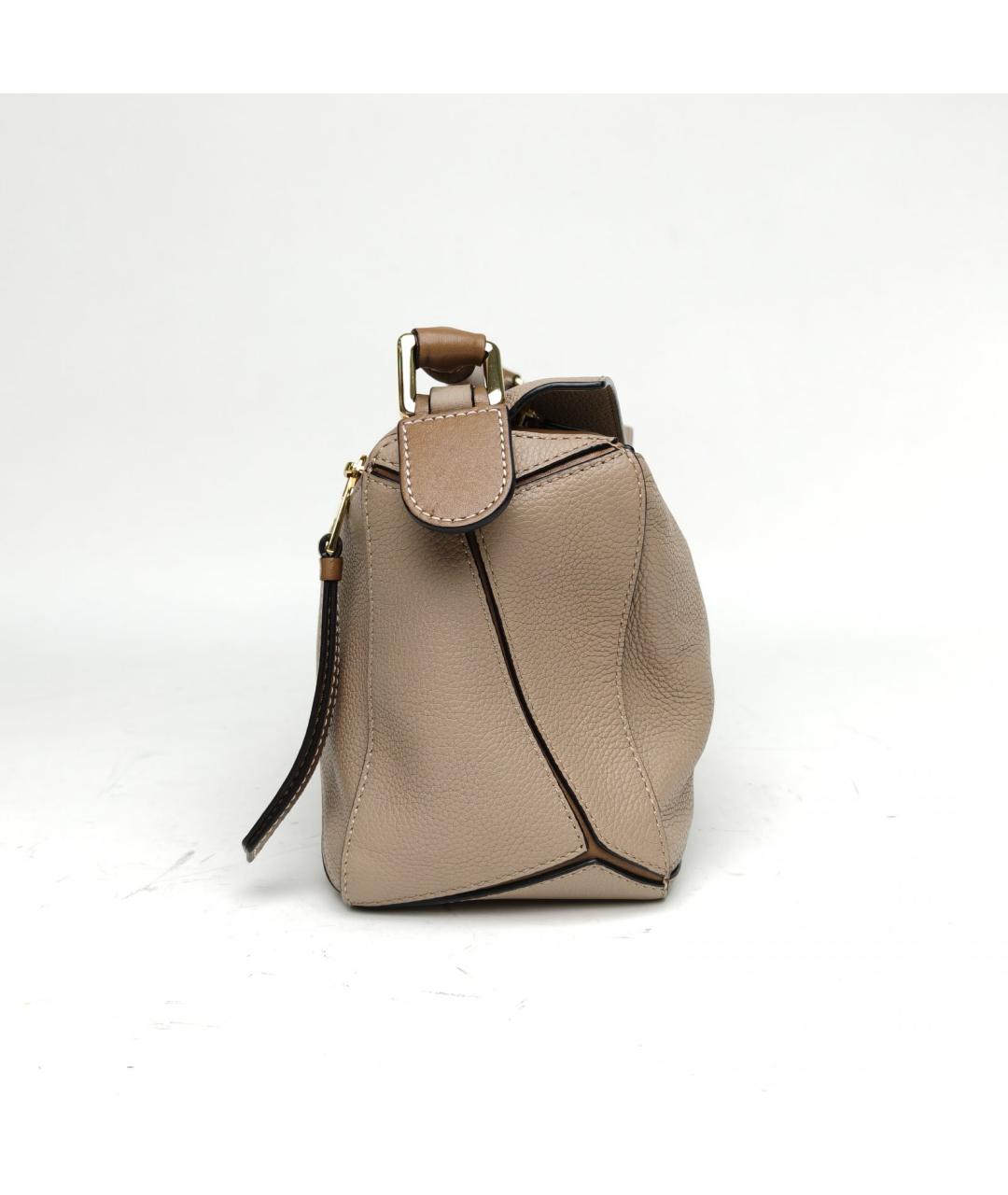 LOEWE Бежевая кожаная сумка с короткими ручками, фото 2