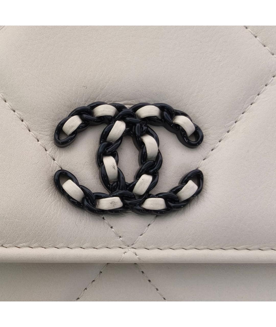 CHANEL Белая кожаная сумка через плечо, фото 7