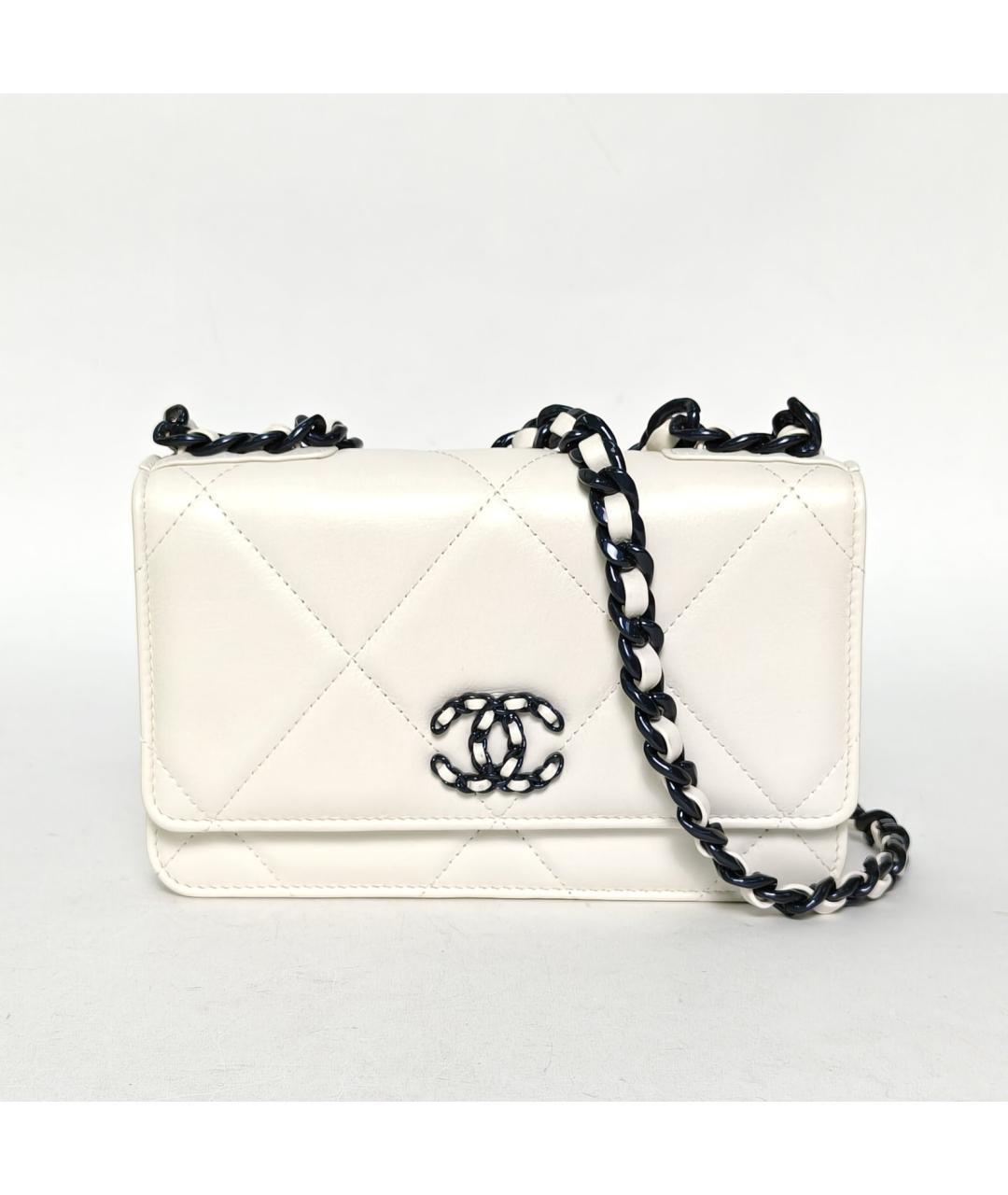 CHANEL Белая кожаная сумка через плечо, фото 2