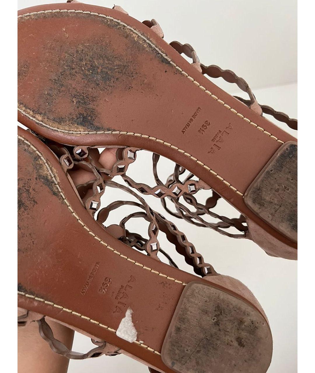 ALAIA Замшевые сандалии, фото 6