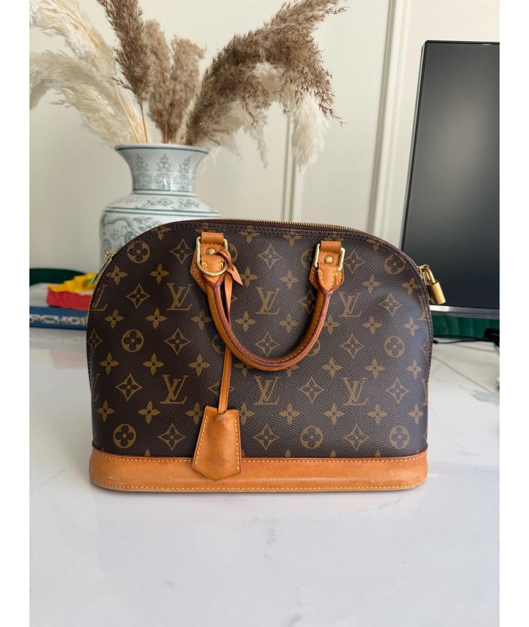 LOUIS VUITTON Коричневая кожаная сумка с короткими ручками, фото 2