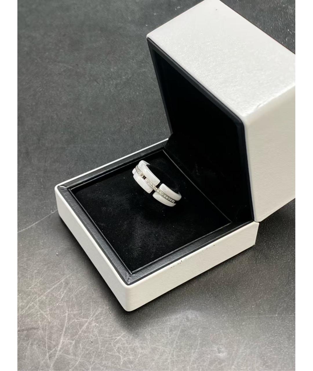 CHANEL Белое керамическое кольцо, фото 5