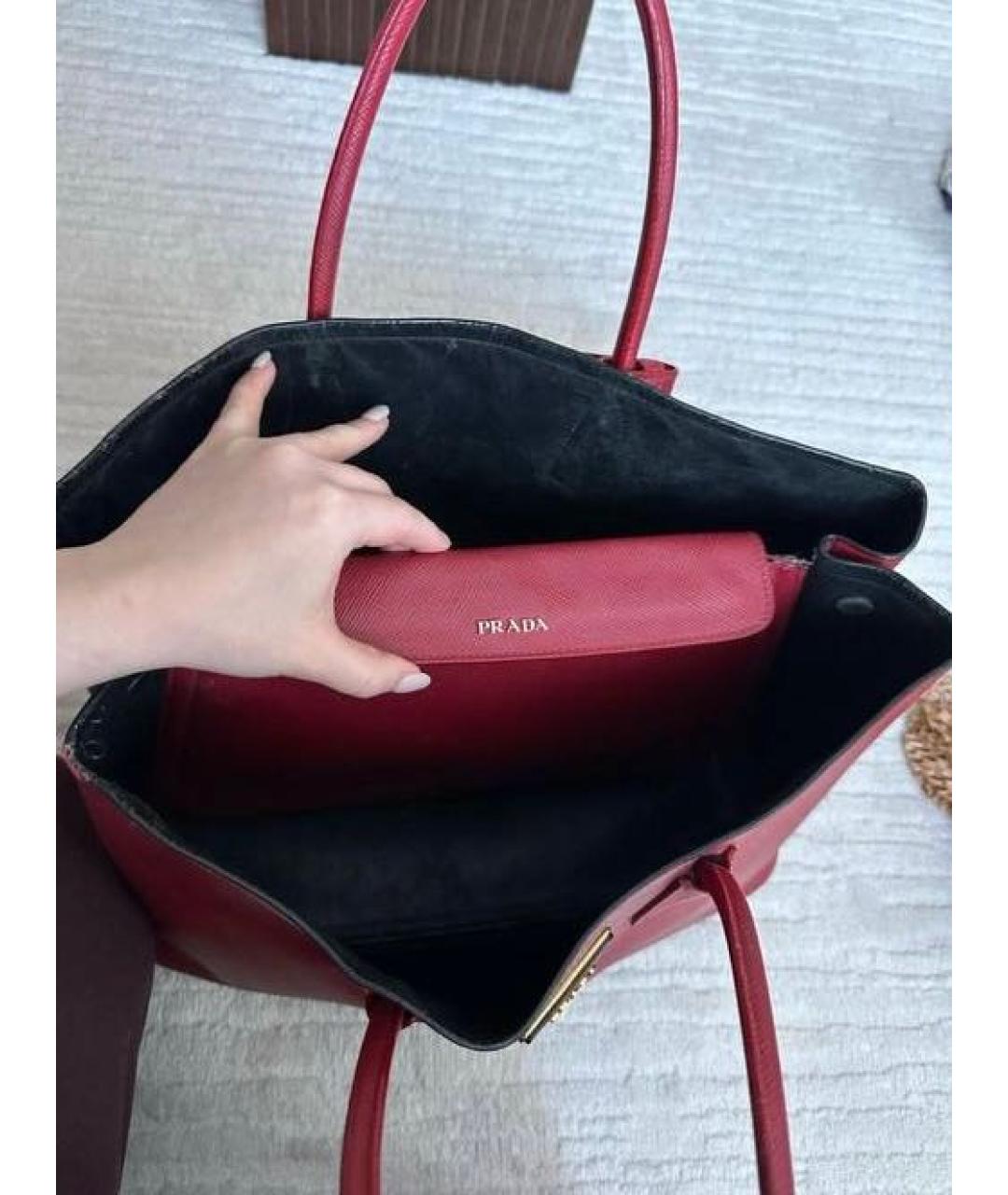 PRADA Красная кожаная сумка тоут, фото 4