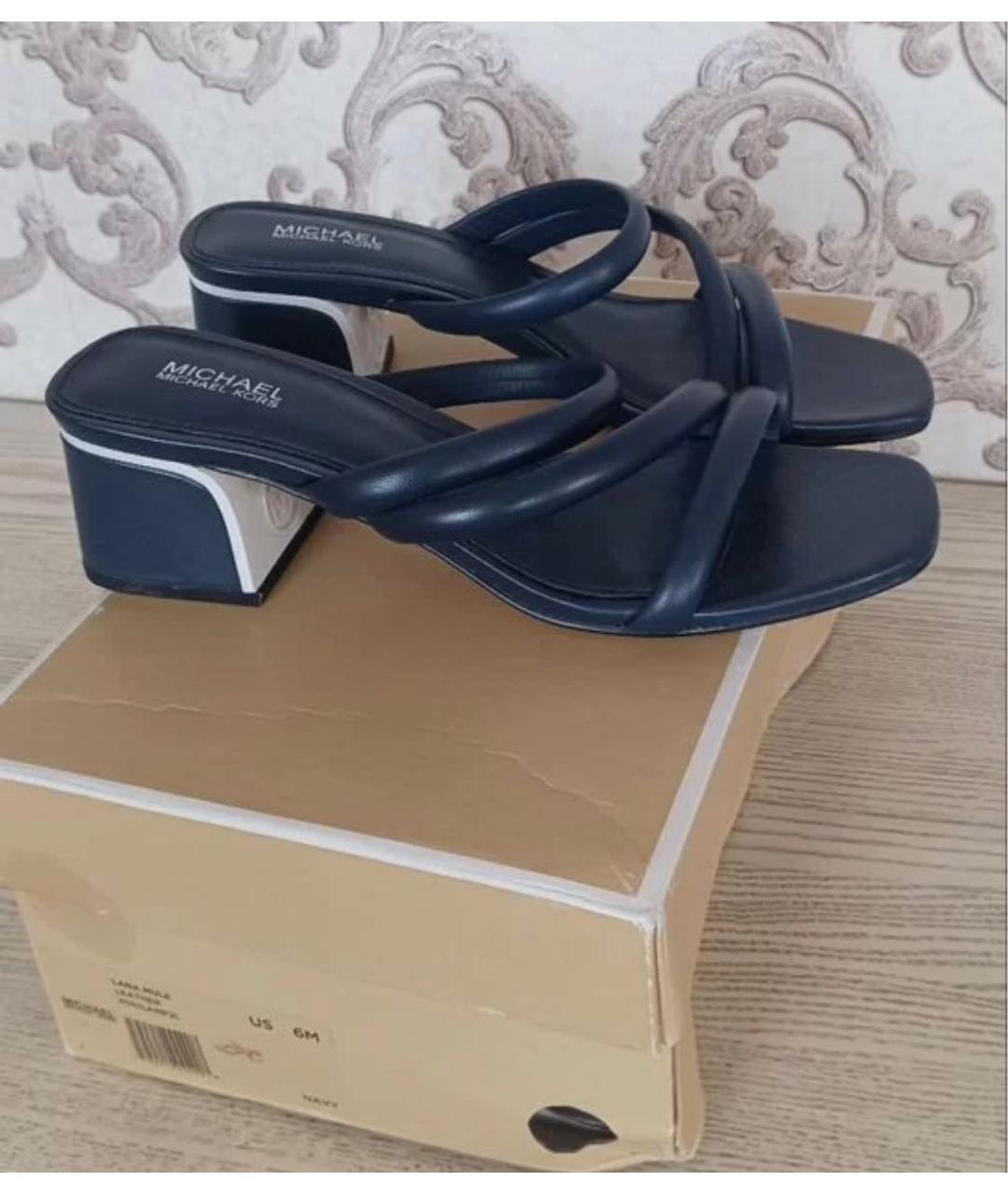 MICHAEL KORS Темно-синие кожаные босоножки, фото 5
