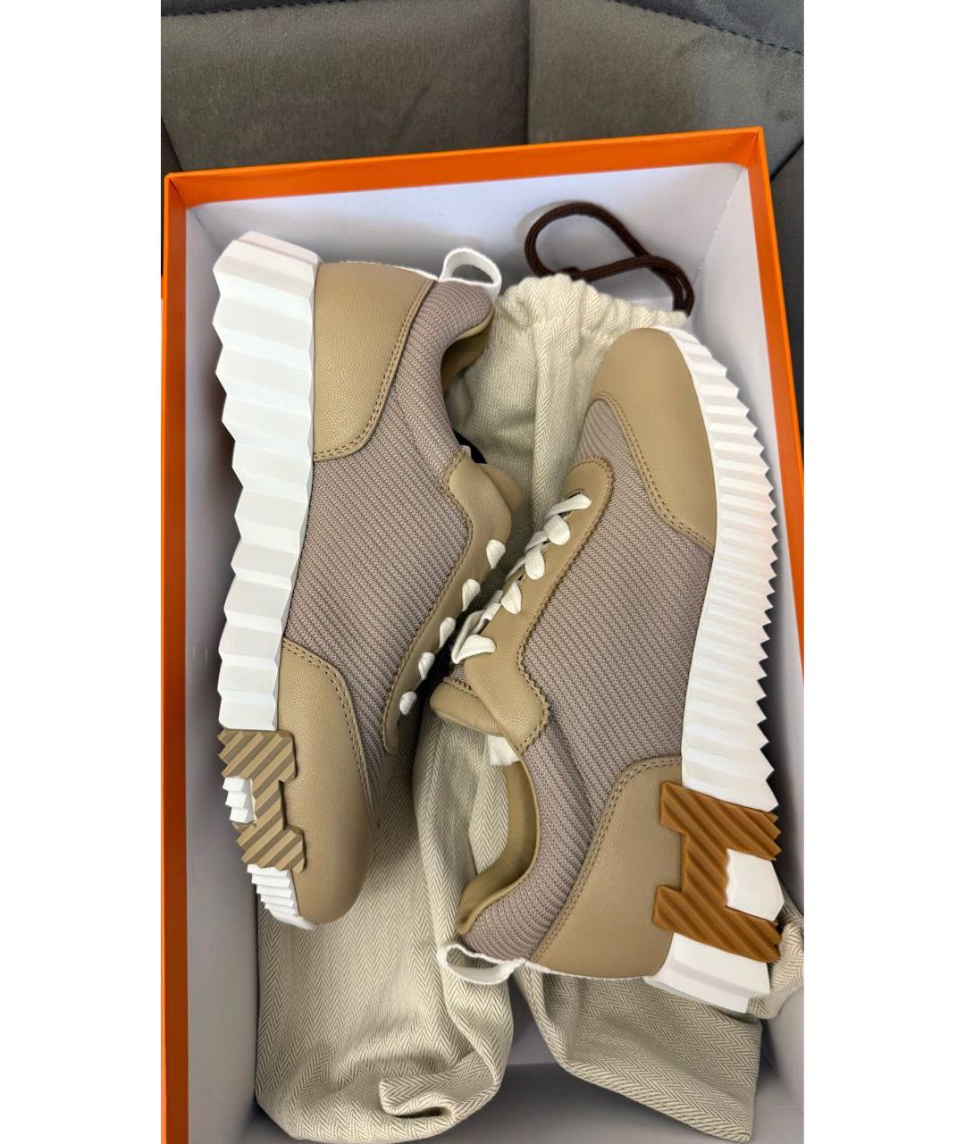 HERMES Бежевые кожаные кроссовки, фото 2