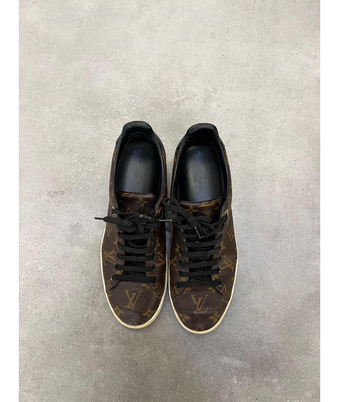 LOUIS VUITTON Коричневые кожаные кеды, фото 2