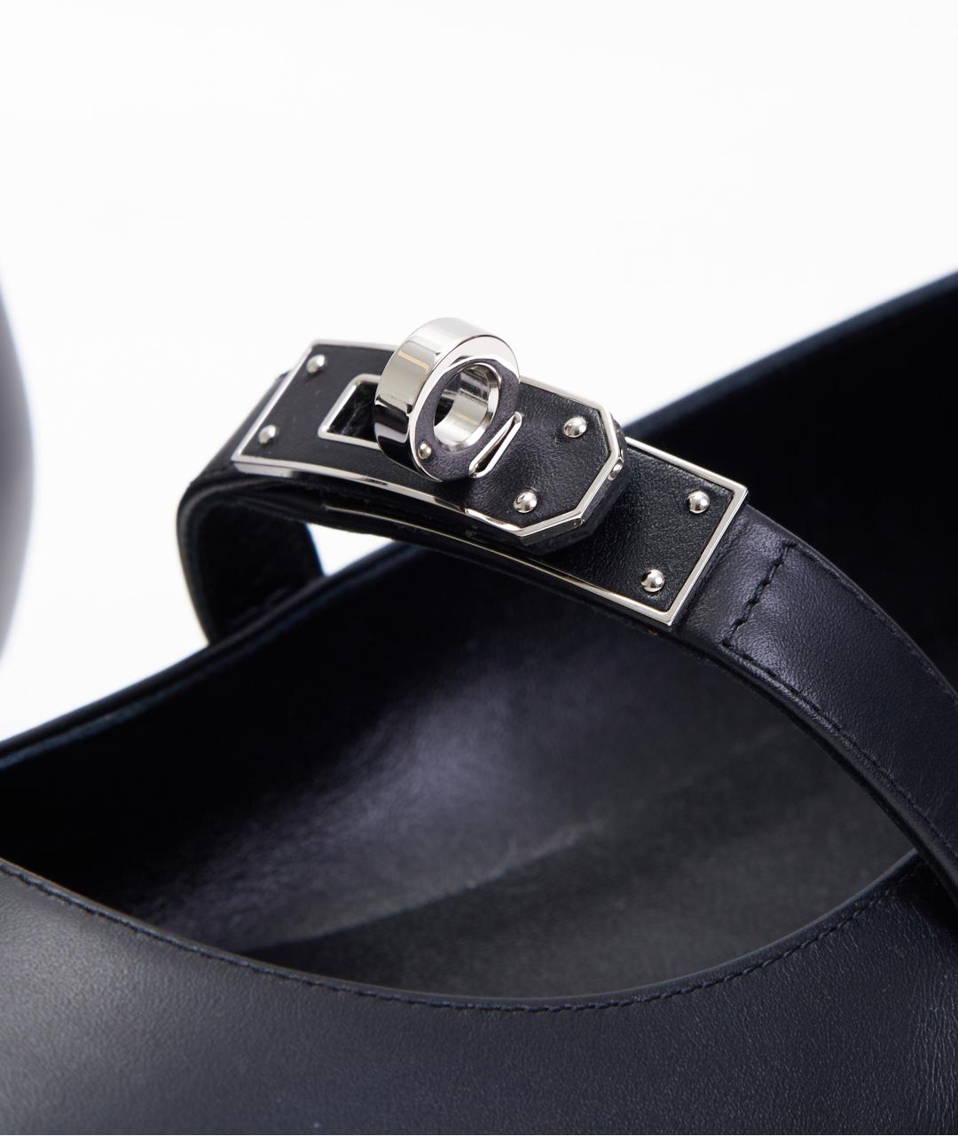 HERMES Черные кожаные балетки, фото 5