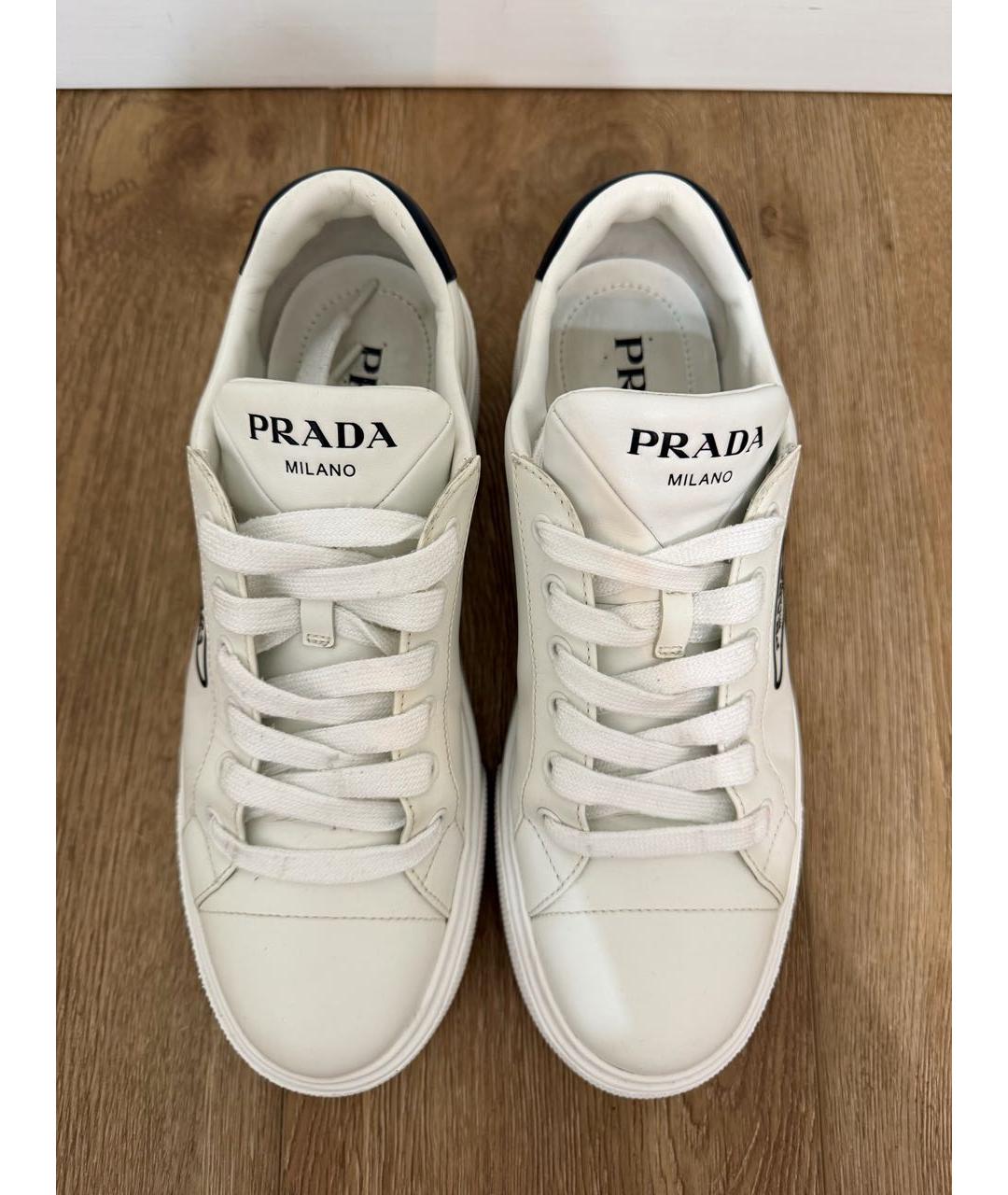 PRADA Белые кожаные кроссовки, фото 3