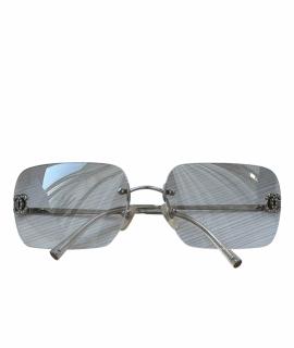 CHANEL Солнцезащитные очки