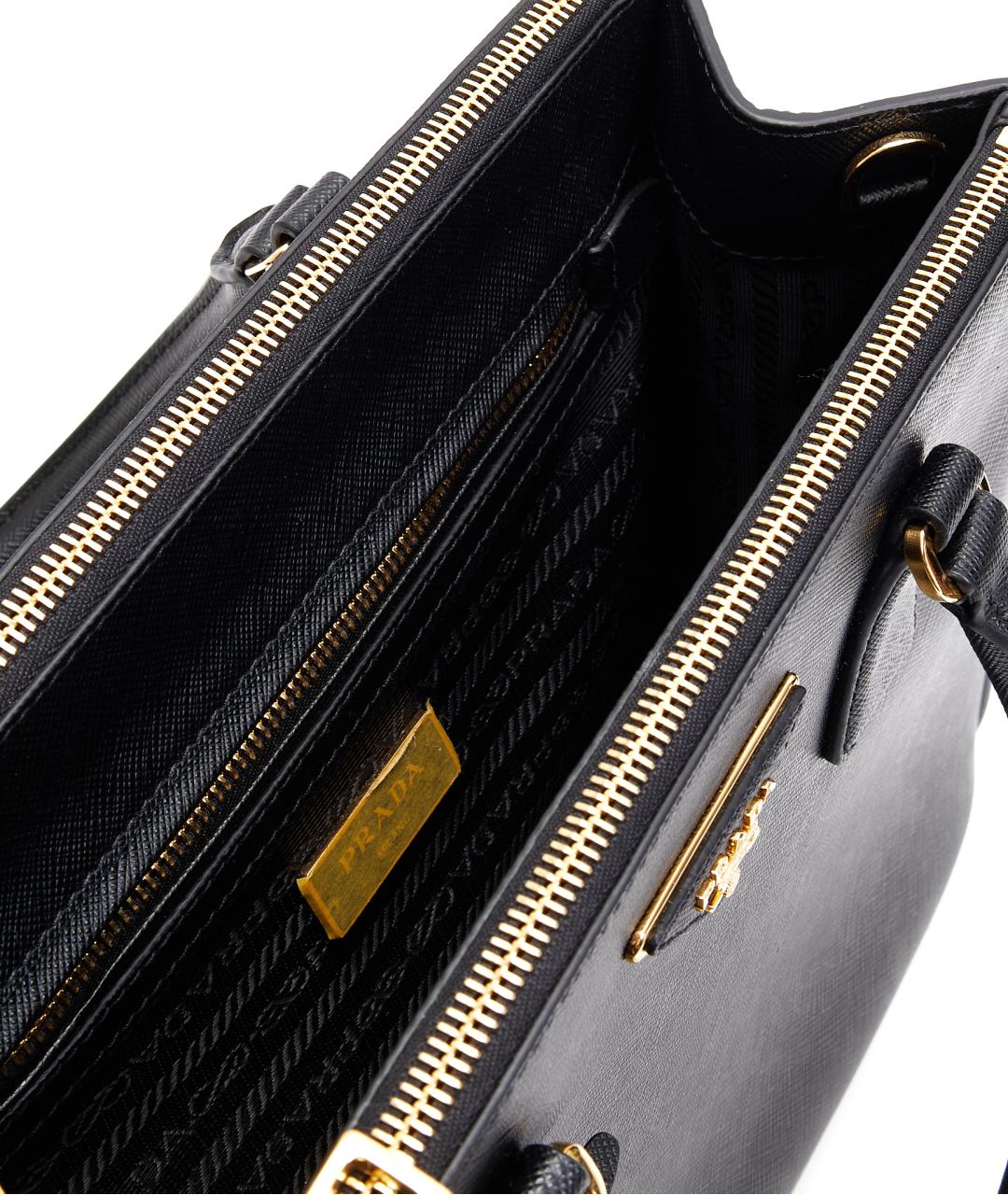 PRADA Черная кожаная сумка с короткими ручками, фото 6