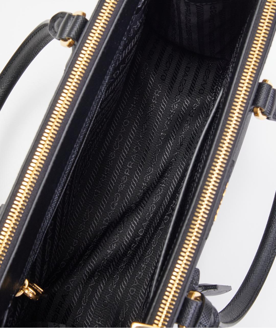 PRADA Черная кожаная сумка с короткими ручками, фото 7