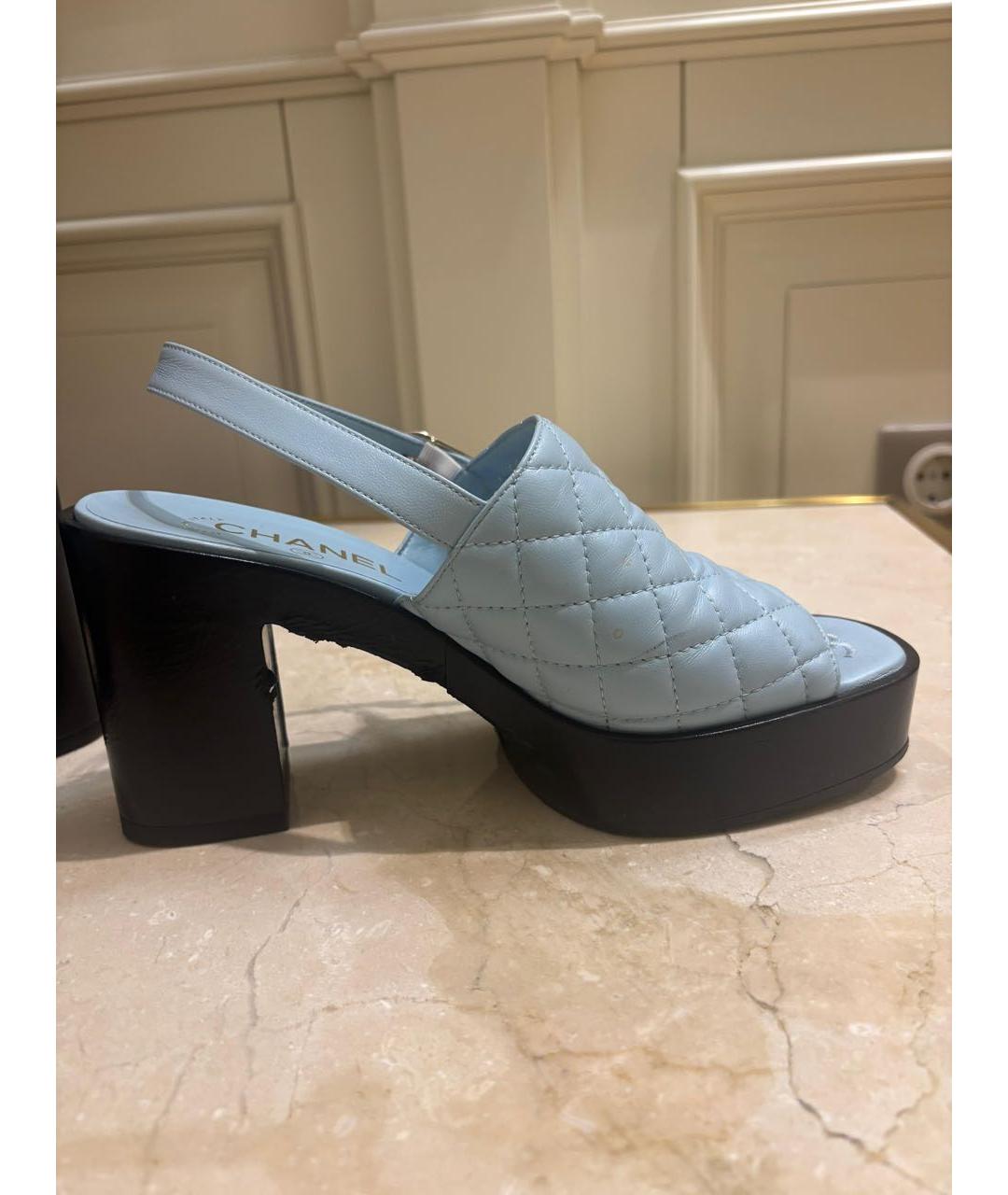 CHANEL Голубые кожаные сабо, фото 2