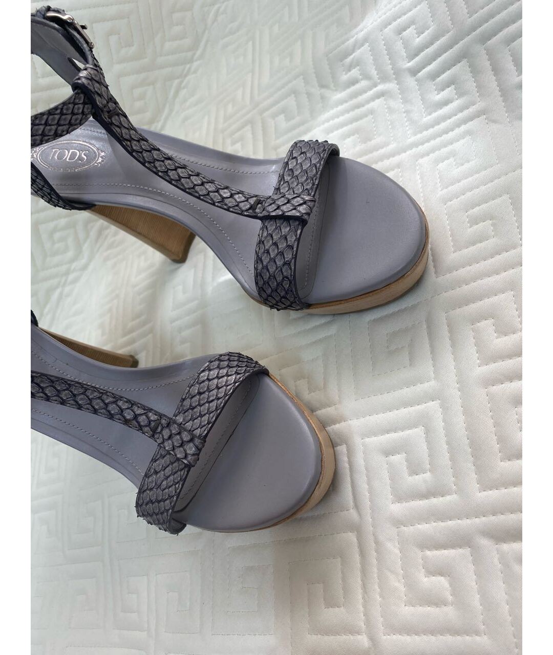 TOD'S Серые кожаные босоножки, фото 2