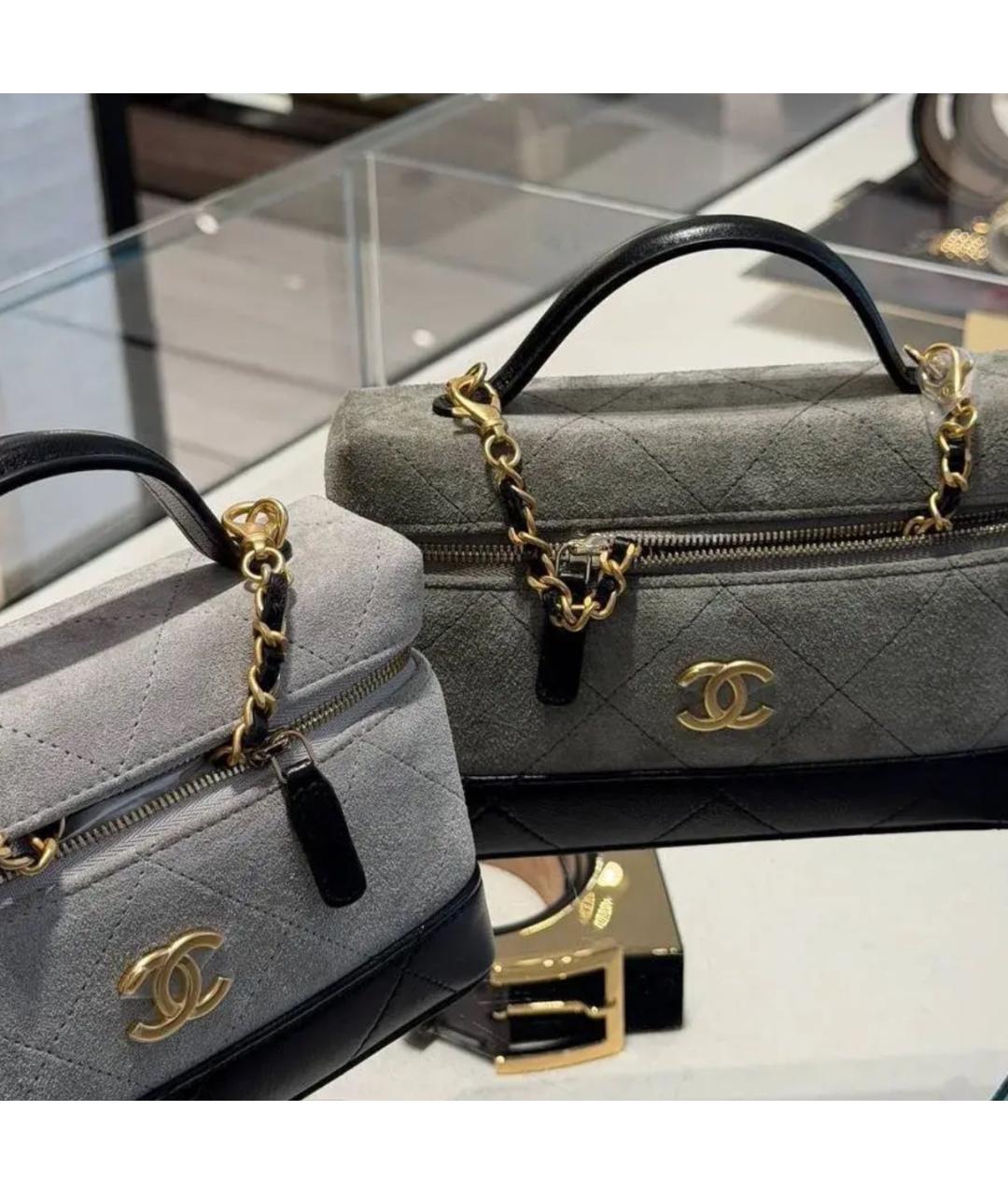 CHANEL Серая замшевая сумка с короткими ручками, фото 3