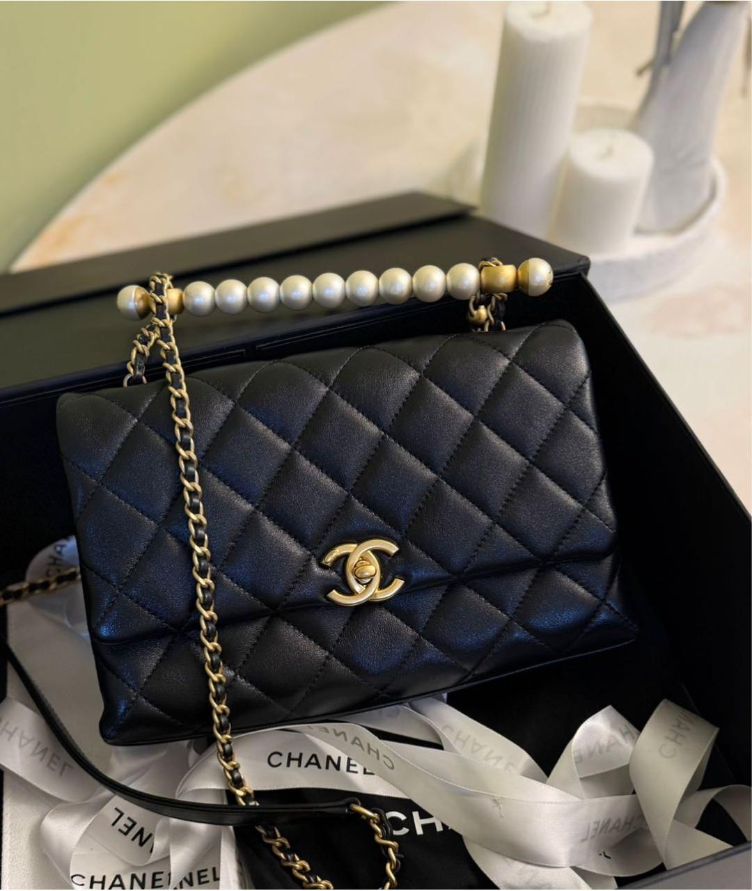 CHANEL Черная кожаная сумка через плечо, фото 2