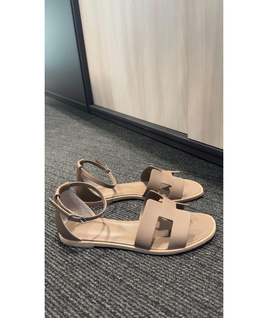 HERMES Бежевые кожаные сандалии, фото 5