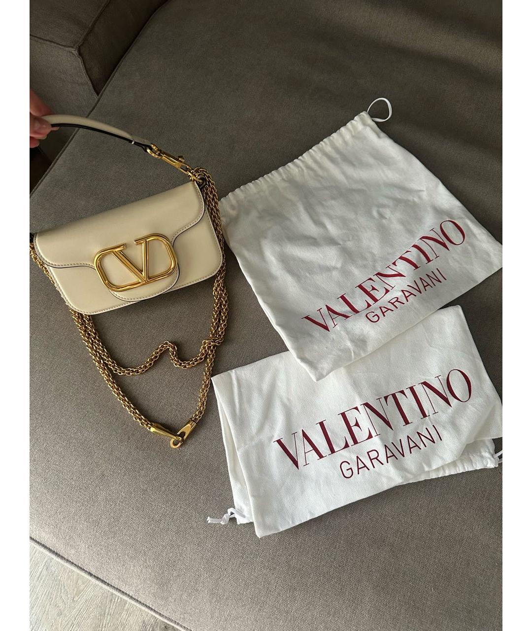 VALENTINO Бежевая кожаная сумка через плечо, фото 4