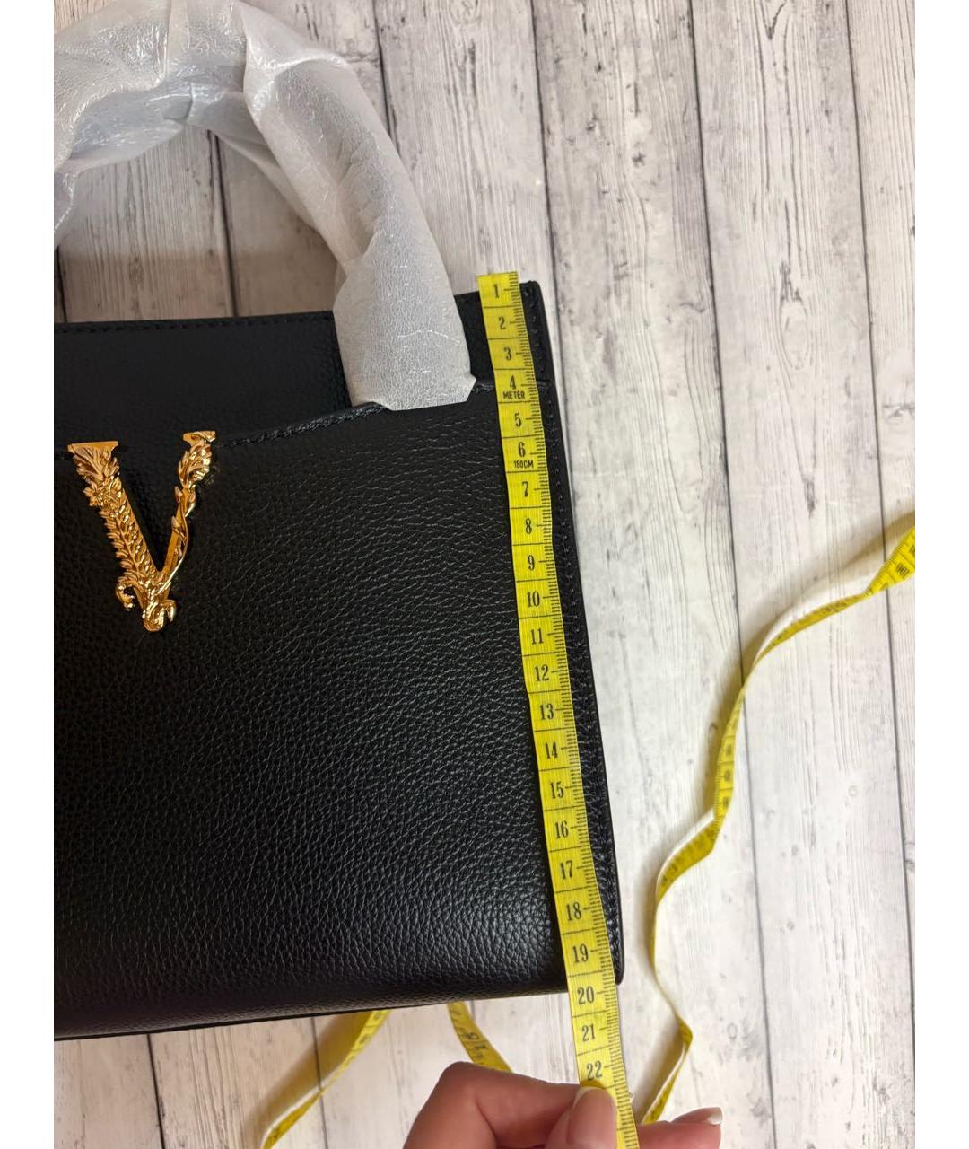 VERSACE Черная кожаная сумка с короткими ручками, фото 7