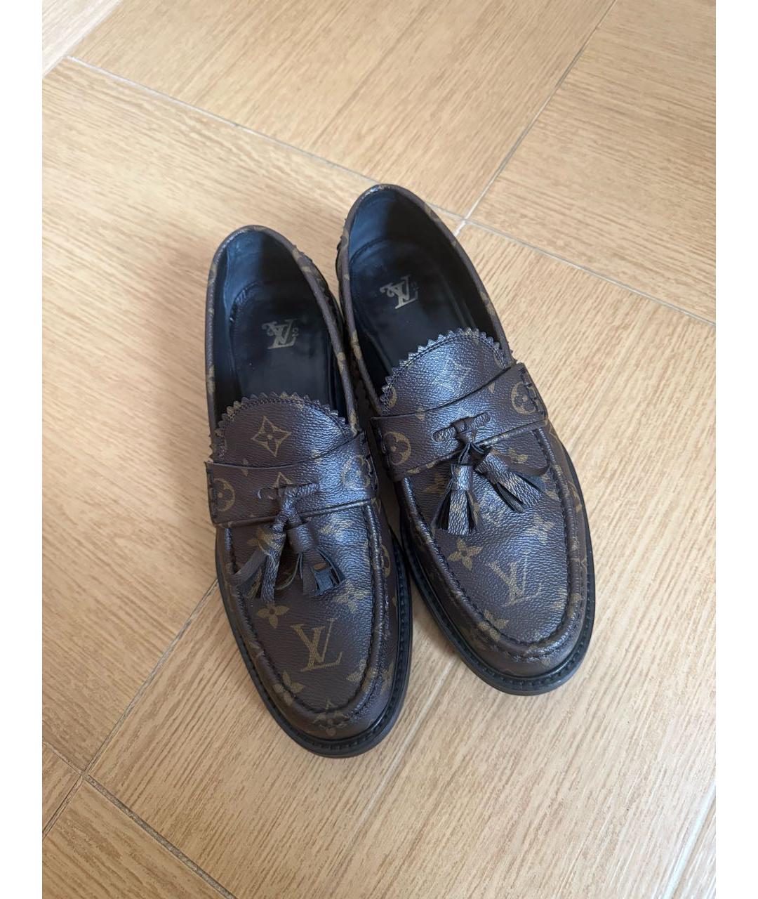 LOUIS VUITTON Коричневые кожаные лоферы, фото 2