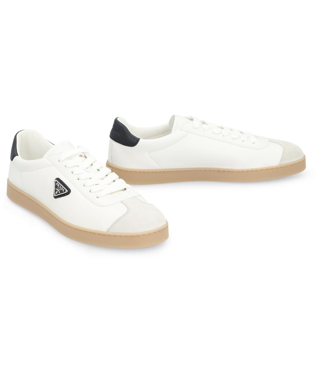 PRADA Белые кожаные низкие кроссовки / кеды, фото 3