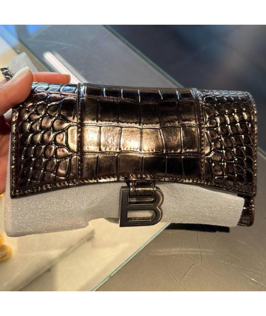 BALENCIAGA Черная сумка через плечо из лакированной кожи, фото 6