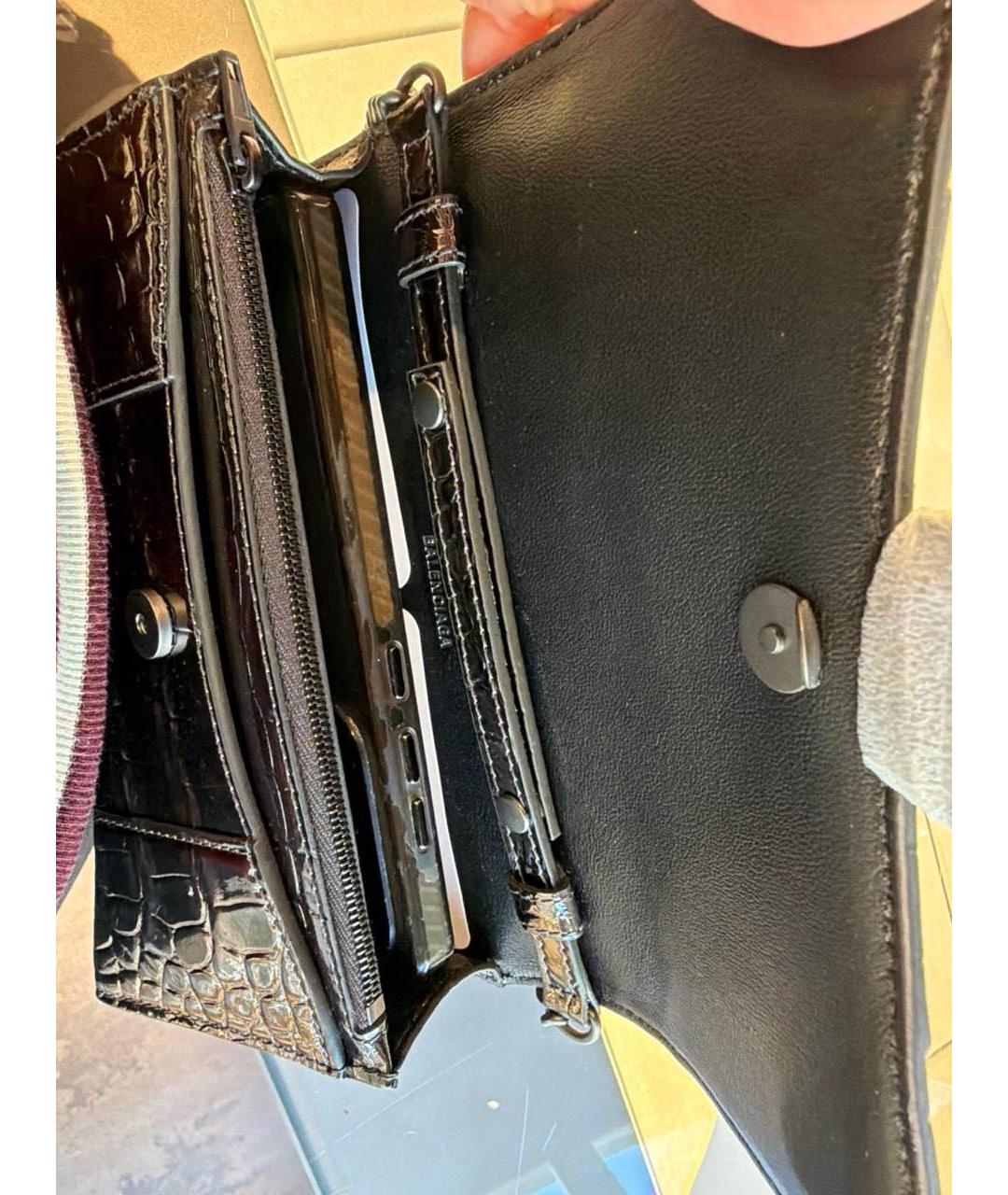 BALENCIAGA Черная сумка через плечо из лакированной кожи, фото 3