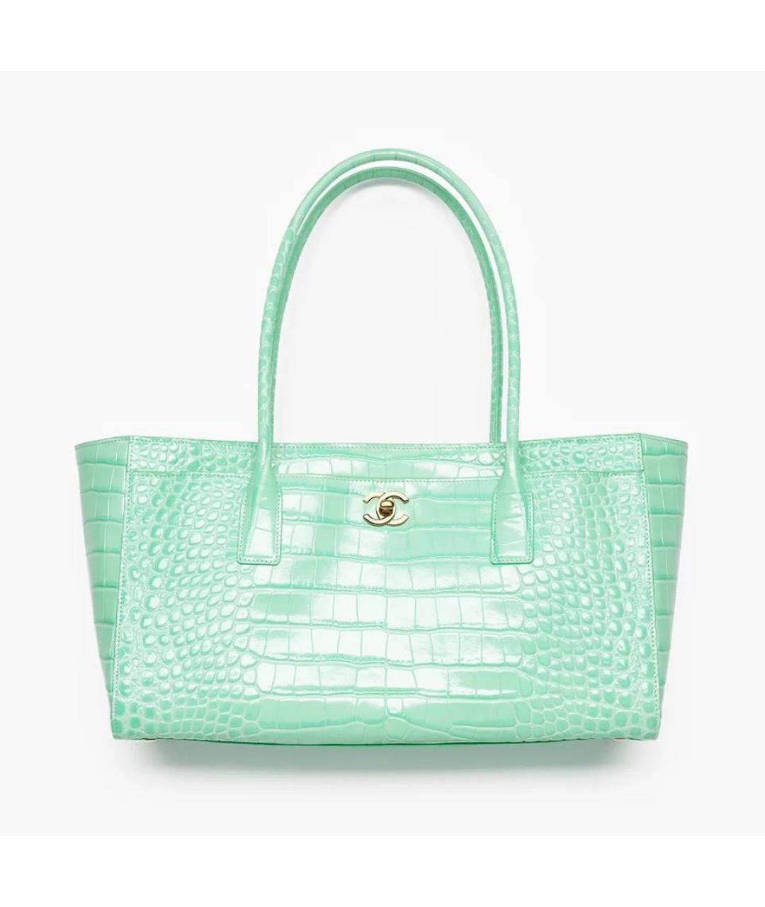 CHANEL Салатовая сумка тоут из лакированной кожи, фото 3
